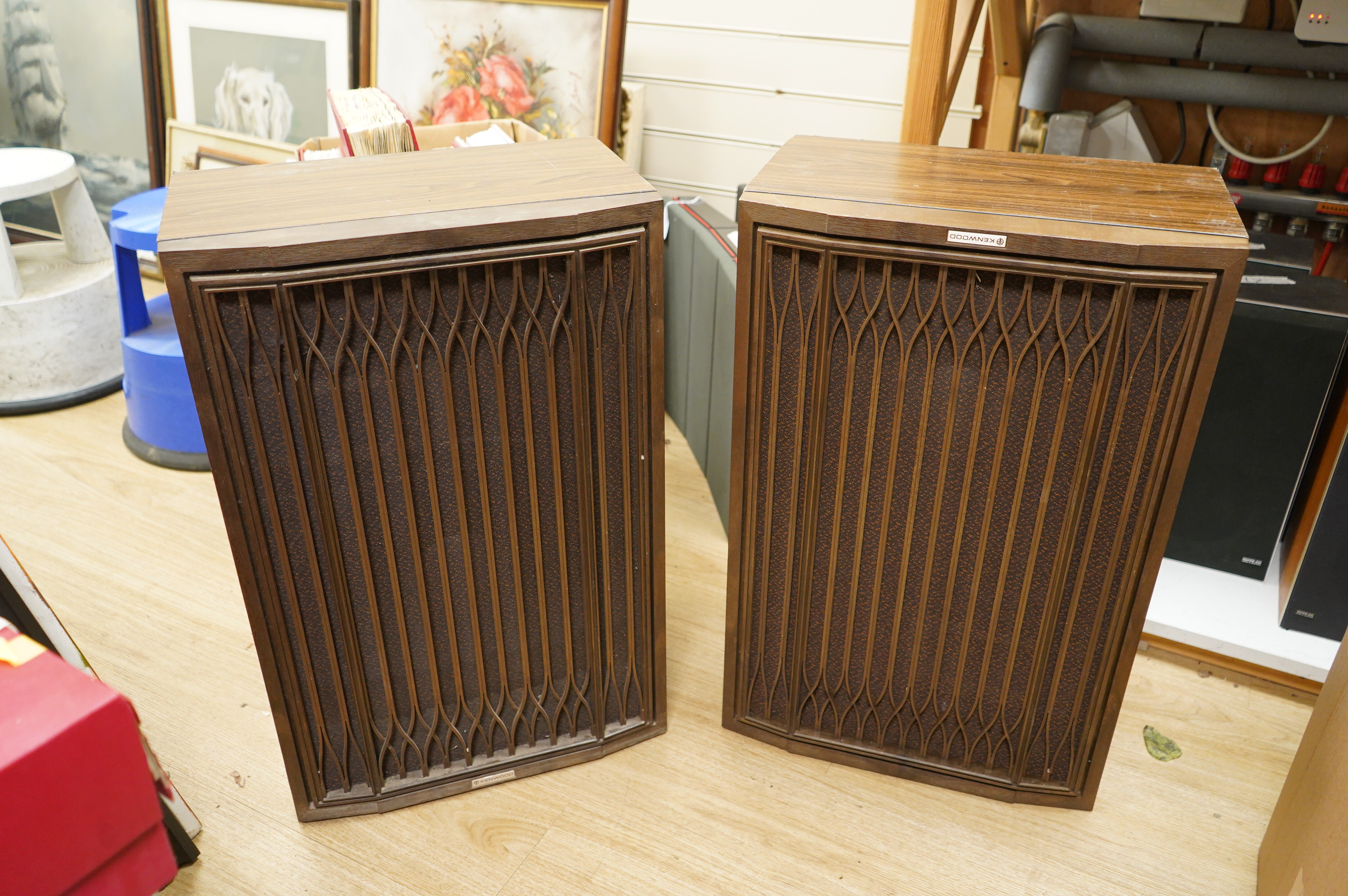 A pair of Kenwood KL-999X floor standing speakers, 68.5cm high, together with a pair of Sansui SP-X6 floor standing speakers, 63cm high